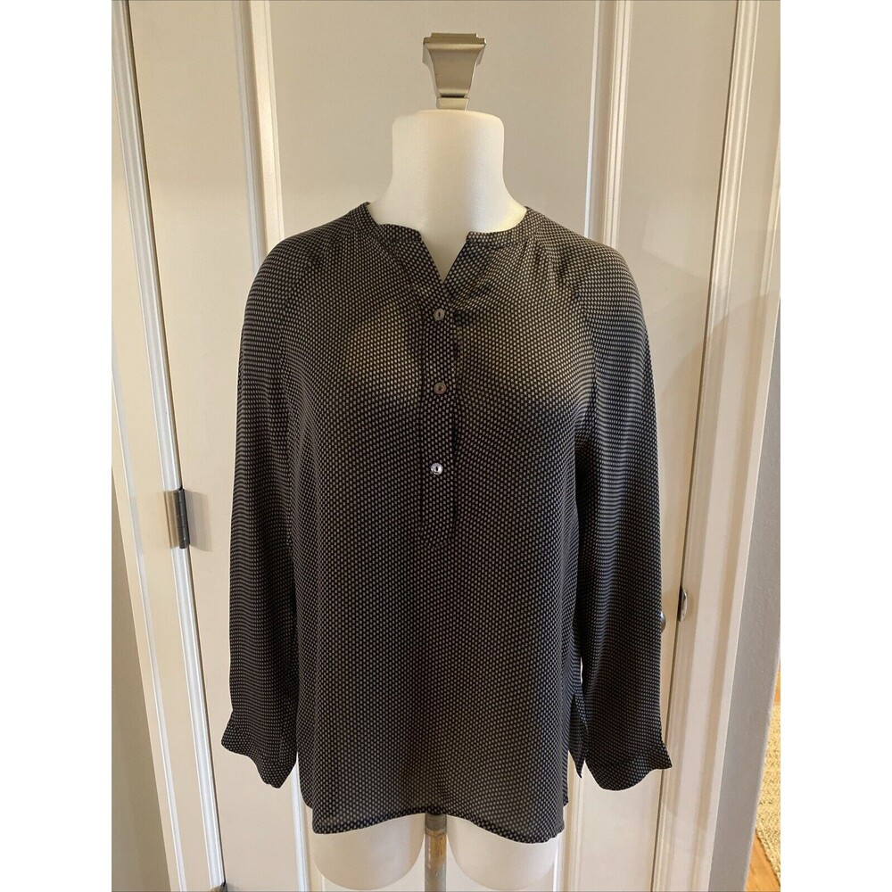 Vince Silk Popover Blouse‎ Black White Long Sleeve Banded Collar Classic Size XS